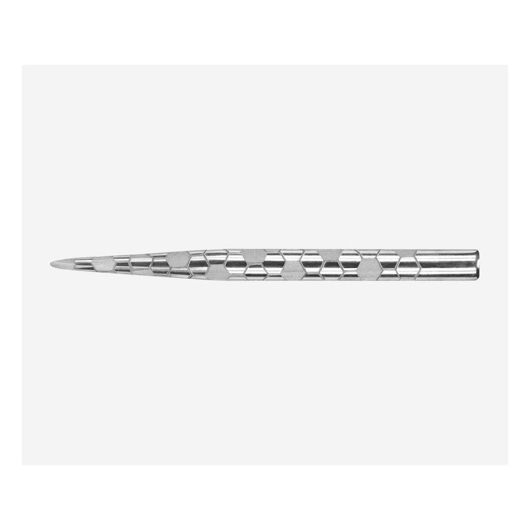 Single Target Onyx Pro silver replacement dart point showing the grip pattern