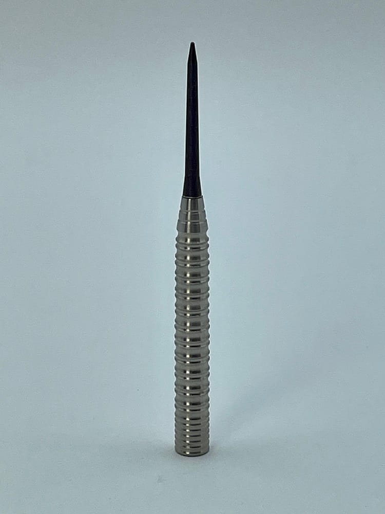 Voks Mma darts — barrel and grip close-up